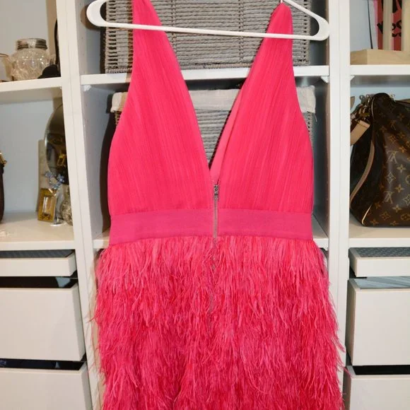 NWT ALICE + OLIVIA TEGAN FEATHER PARTY DRESS - WILD PINK - US 10 - Picture 7 of 8